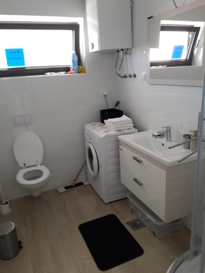Apartment White Vantacici Exteriér fotografie